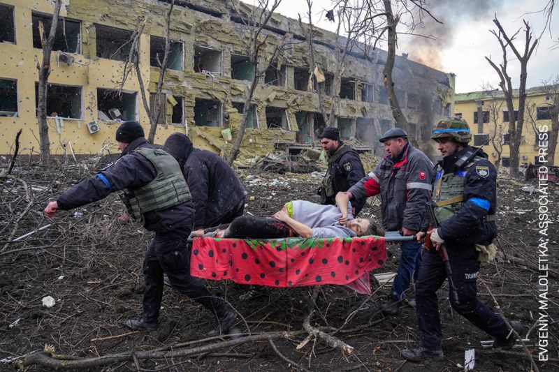 Europe Stories Online Evgeniy Maloletka Associated Press