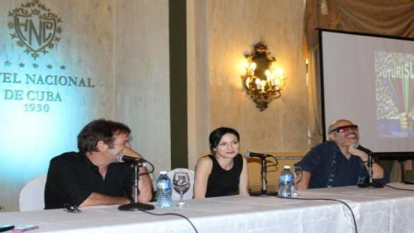 Conferencia de prensa TED X. De izq. a der. Jorge Perugorría, Cucu Diamantes y Andrés Levin