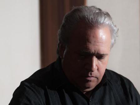 Frank Fernández in concert