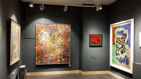 Sala de exhibición de SAM- salón de arte moderno 2021