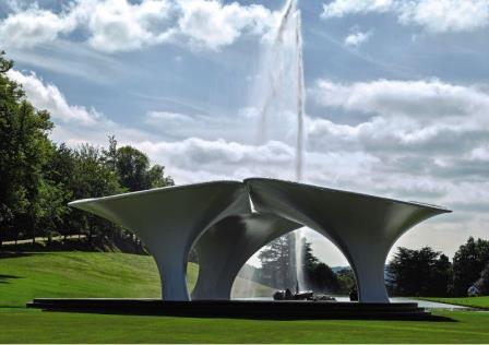 Zaha Hadid’s 2007 Serpentine Pavilion Lilas Takes Centre Stage