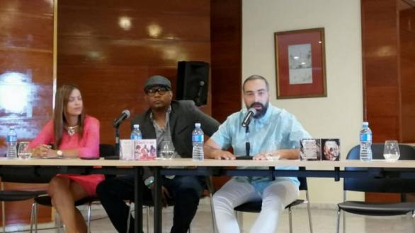 conferencia de prensa del disco a romper el coco