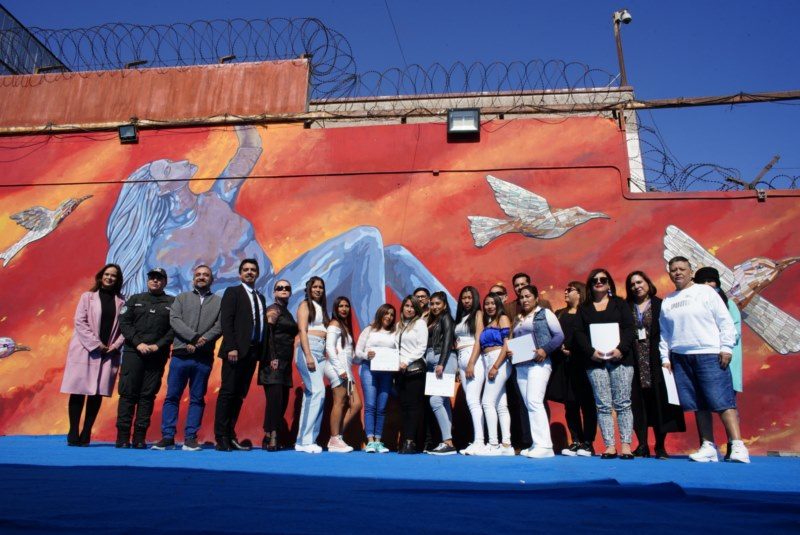 mural de mosaico Entre el aire y la tierra