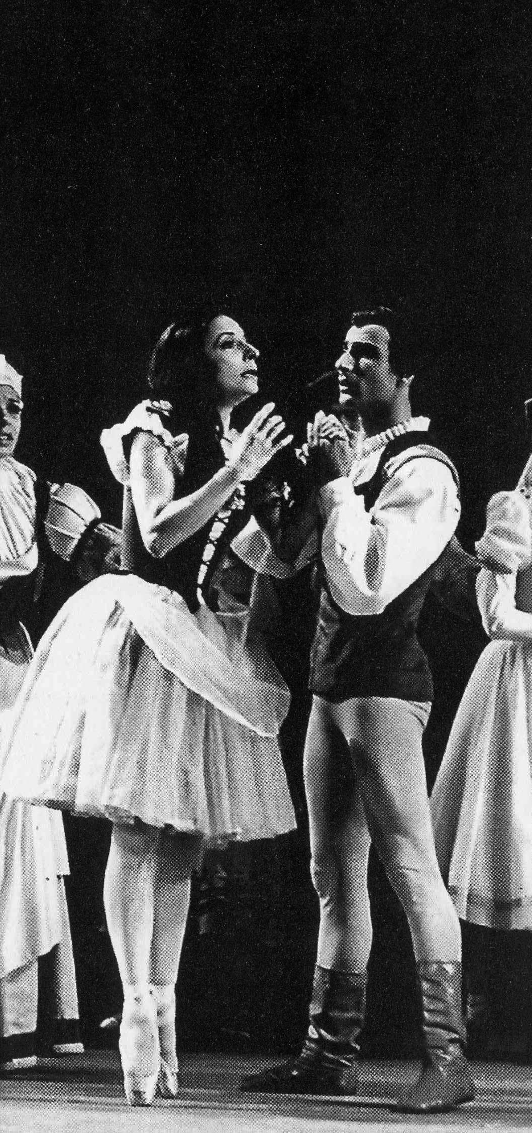 bailarines en escena- Azari Plisetski y Alicia Alonso